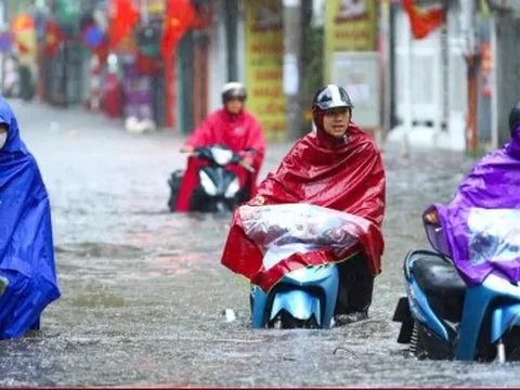 Vì sao mưa bão cực lớn, dị thường liên tiếp trút xuống gây ngập lụt lịch sử?