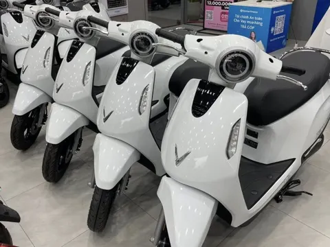 Đề xuất hỗ trợ hàng chục triệu đồng mua xe máy điện