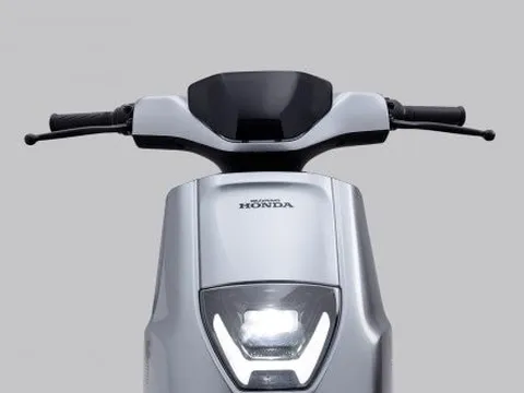 Honda chính thức ra mắt ‘xe máy điện quốc dân’ mới: thiết kế nhỏ gọn, đi 100 km sau một lần sạc đầy mà giá chỉ hơn 10 triệu đồng