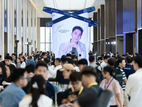 'Bắt tay' với đại sứ Sơn Tùng M-TP, robot mới từ Ecovacs vượt mốc doanh thu triệu đô sau 1 tuần ra mắt