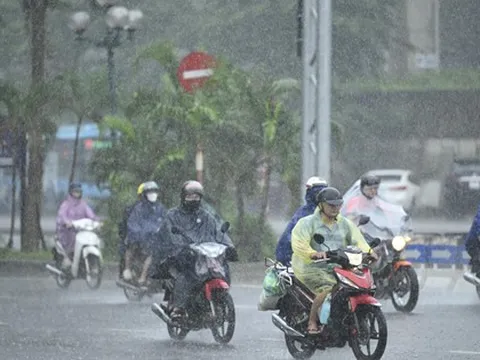 Hà Nội vừa mưa, nhiều nơi đã lại ngập