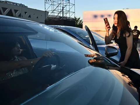 Kỷ nguyên đảo ngược: Từng ‘dạy’ Trung Quốc làm ô tô, Phương Tây giờ phải đến đây học làm xe điện