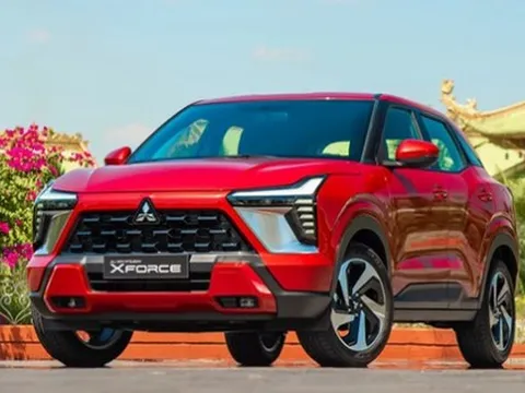 Xe nhập khẩu, lắp ráp trong nước chung xu hướng tăng, nóng cuộc đua giảm giá ô tô dịp cuối năm