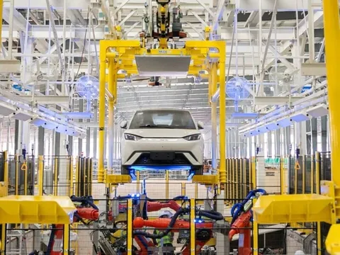 Lấy đất từ Ford, BYD rót hơn 25.000 tỷ đồng xây dựng “siêu nhà máy” tại quốc gia BRICS sát Mỹ, dự kiến công suất hơn 300.000 xe điện/năm