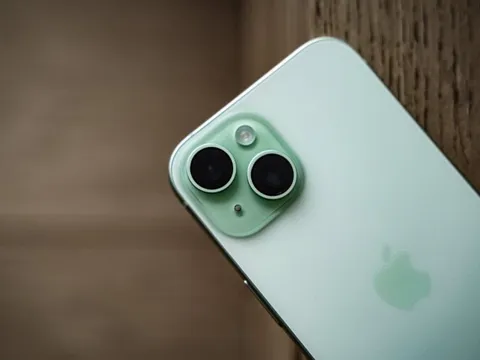 iPhone 15 lại tăng giá