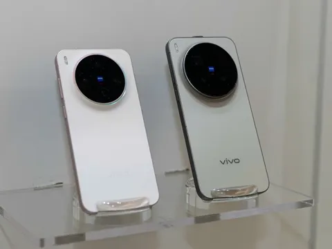 Thêm một mẫu di động đỉnh cấp sắp về Việt Nam đối đầu iPhone 17