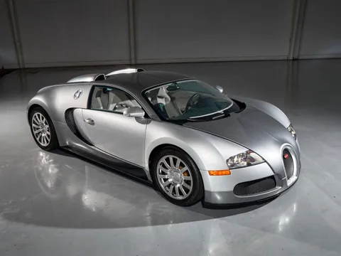 Ông Đặng Lê Nguyên Vũ có thể tốn gần 1 tỷ đồng mỗi lần thay dầu Bugatti Veyron, lý do đến từ kết cấu nghe thôi đã thấy đau đầu