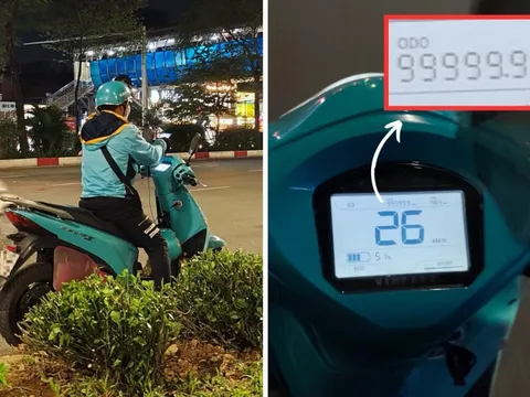 2 năm đi 100.000 km, xe điện VinFast chai pin cỡ nào? Hai con số trên đồng hồ xe Xanh SM nói lên tất cả