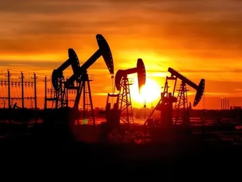 Bị Mỹ và châu Âu trừng phạt, tập đoàn LNG lớn nhất Nga tiếp tục bơm khí đốt ra thị trường, ai là cứu tinh bất chấp mua hàng?