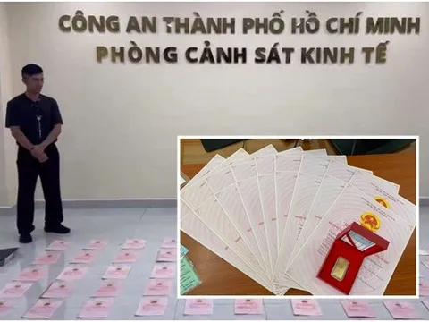 Lương Bằng Quang từng khoe cả xấp sổ đỏ