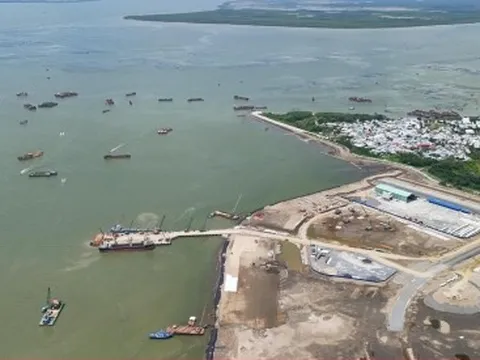 ‘Choáng’ với kỹ thuật xử lý nền móng tại siêu đô thị lấn biển Cần Giờ