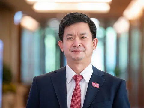 Miễn nhiệm Tổng Thư ký Quốc hội và Chủ nhiệm 2 Ủy ban của Quốc hội