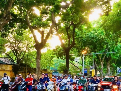 Miền Bắc sắp hửng nắng, miền Trung mưa dữ dội