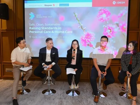 Người tiêu dùng thông thái thúc đẩy doanh nghiệp chuyển mình