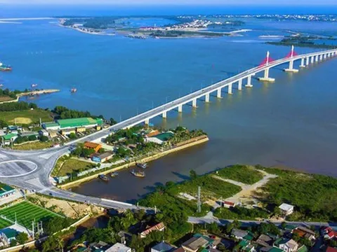 Tập đoàn Trung Quốc hơn 360.000 nhân viên, đã nghiên cứu thị trường Việt Nam gần một thập kỷ muốn góp phần đưa một tỉnh miền Trung phát triển