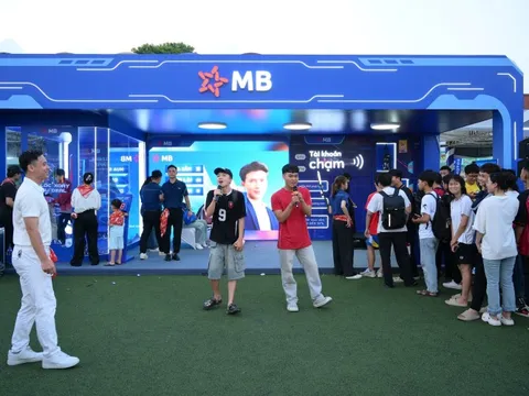 Mãn nhãn với công nghệ thanh toán thời thượng của MB tại Ngày Thẻ Việt Nam