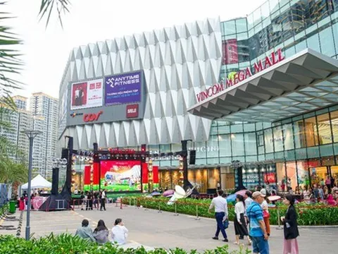 Khách đến TTTM tăng mạnh, Vincom Retail lãi gần 3.800 tỷ đồng sau 9 tháng