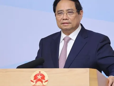 Thủ tướng: Đưa Trung tâm tài chính quốc tế tại Việt Nam hoạt động ngay trong tháng 11