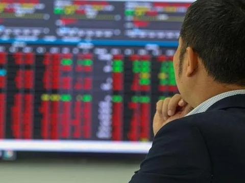 Góc nhìn chuyên gia: VN-Index có thể lùi xuống dưới 1.600 điểm, cơ hội cho một số nhóm cổ phiếu đón "chu kỳ mới"