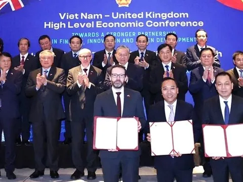 Dưới sự chứng kiến của Tổng Bí thư Tô Lâm, Việt Nam đạt cột mốc mới trong "lĩnh vực 8 tỷ USD của Anh"