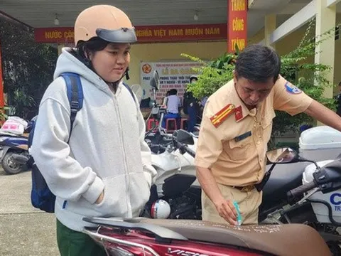 CSGT TP HCM sẽ vào tận trường học để kiểm tra xe máy