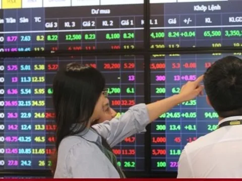 Vì sao dòng vốn ngoại rút cả tỷ USD ra khỏi thị trường chứng khoán?