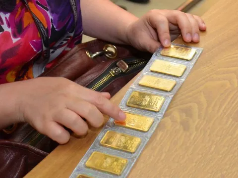 Giá vàng hôm nay 6-11: Bật tăng trở lại