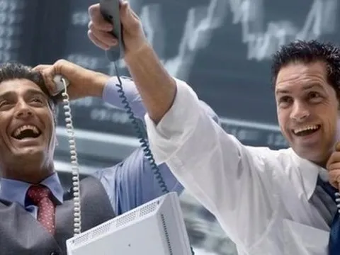 Một thế lực trở lại "gom" cổ phiếu Việt Nam trong phiên giảm mạnh cuối tuần 7/11