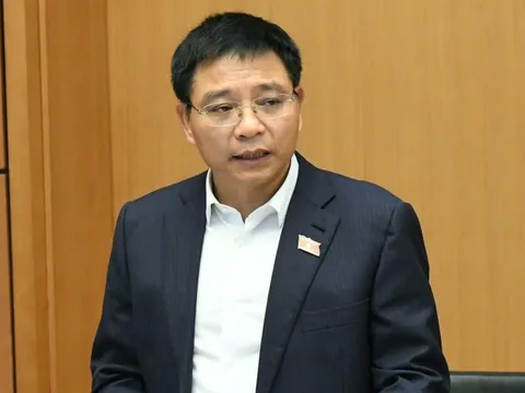 Đầu tư "ra tấm ra món" với cảng Trần Đề thì phải mất 2 - 3 tỷ USD