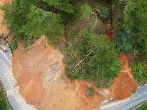 Hơn 9 tỉ đồng để khẩn cấp khắc phục sạt lở đèo D'ran và Gia Bắc