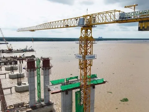 Đèo Cả báo tin vui: Cầu có trụ tháp cao tương đương tòa nhà 35 tầng, nhịp chính dài thứ 2 Việt Nam vừa vượt tiến độ