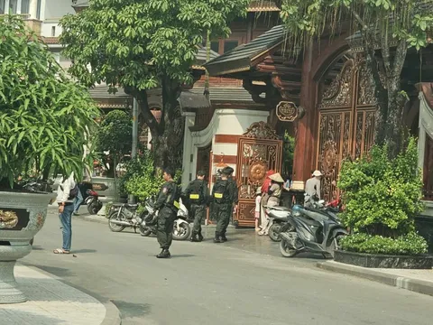 Hơn 100 cán bộ chiến sĩ công an có mặt tại biệt phủ của "bà trùm thẩm mỹ" Mailisa ở TP.HCM