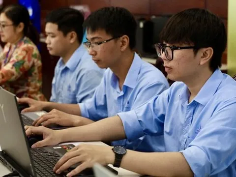 Công chức đi làm đợt Tết Bính Ngọ hưởng chế độ thế nào?