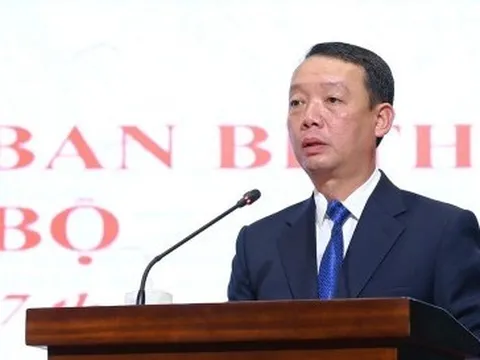 Chủ tịch thành phố Huế làm Phó Bí thư Tỉnh ủy Hà Tĩnh