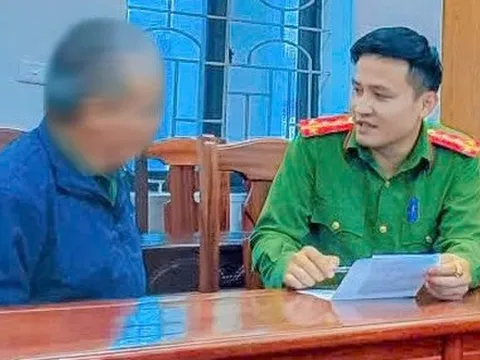 Nghe điện thoại từ số lạ, cụ ông 77 tuổi mang 300 triệu đồng đến ngân hàng chuyển tiền