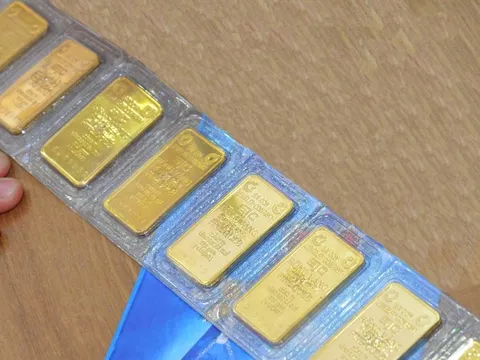 Giá vàng hôm nay 20-11: Đảo chiều lao dốc