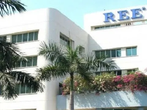 Lãnh đạo Cơ Điện Lạnh bán bớt cổ phiếu REE