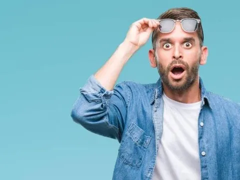 Một cổ phiếu bất động sản bất ngờ tăng kịch trần, khớp lệnh đột biến: Điều gì đang diễn ra?