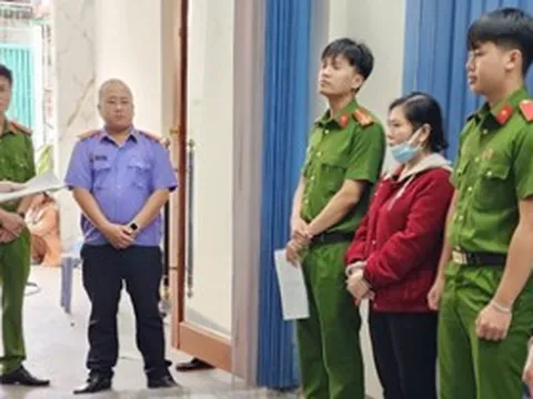 Khám xét nơi ở, bắt tạm giam Nguyễn Thị Hồng Thảo