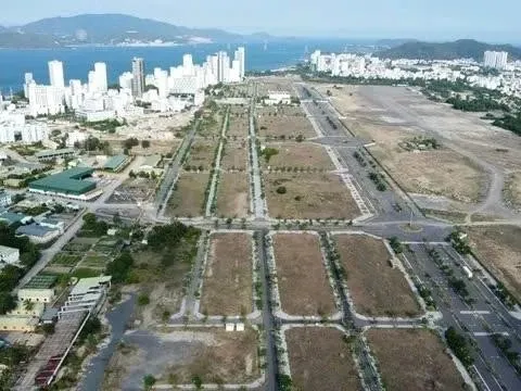 HoREA đề nghị 'chốt' thời điểm tính giá đất để gỡ vướng hàng trăm dự án