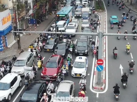 Hà Nội đưa ra phương án 'xoá' các điểm ùn tắc trong năm 2025