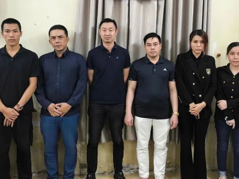 Truy tố cựu tiếp viên hàng không Đinh Thị Thanh Tuyền và “chồng hờ”