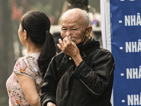 Ba ngày liên tiếp Hà Nội ô nhiễm không khí top đầu thế giới