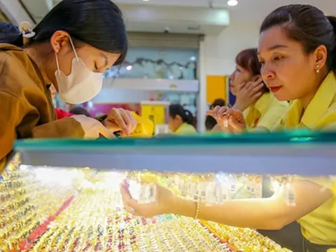 Vẫn băn khoăn với thuế giao dịch vàng miếng