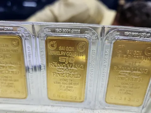 Sáng 4-12, giá vàng miếng SJC giảm, về thấp nhất trong 1 tuần