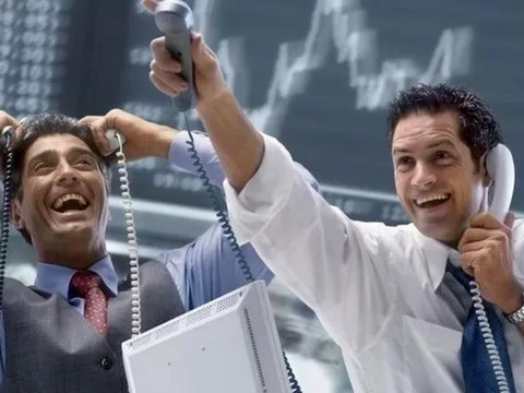 Lịch sự kiện và tin vắn chứng khoán ngày 8/12/2025