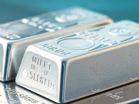 Lộ diện kim loại quý 'nóng' nhất năm 2025