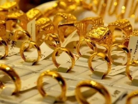 Giá vàng SJC, giá vàng nhẫn hôm nay ngày 8/12: Một thương hiệu lớn điều chỉnh tăng