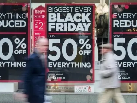 Chứng khoán Việt Nam “sale off” hơn 50 điểm ngày Black Friday, đi ngược thị trường Châu Á