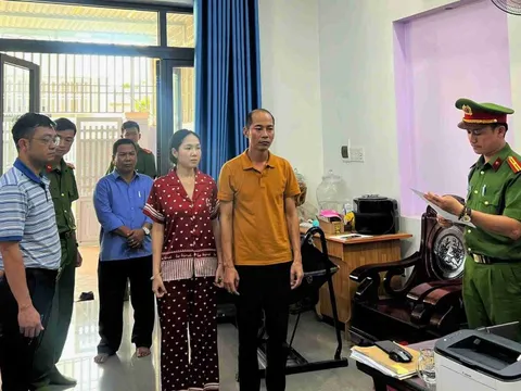 Khám xét phòng khám nha khoa, bắt "bác sĩ" Nguyễn Văn Đồng